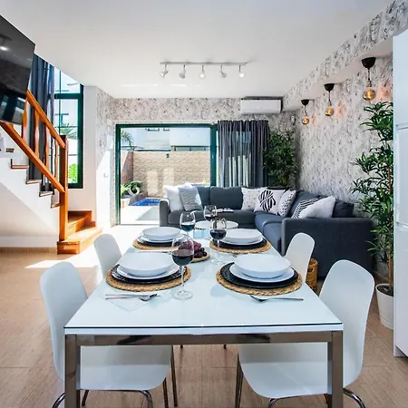 Casa Evelyn Piscina Climatizada