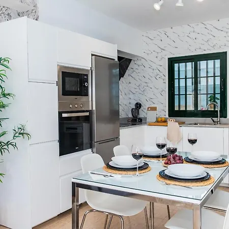 Holiday home Casa Evelyn Piscina Climatizada