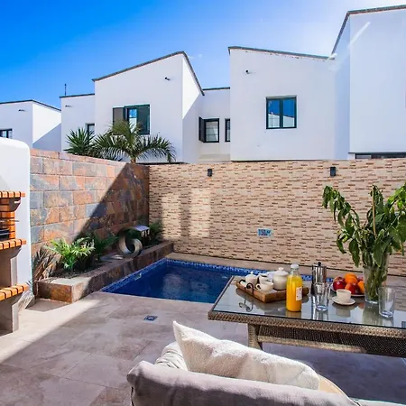 Holiday home Casa Evelyn Piscina Climatizada *