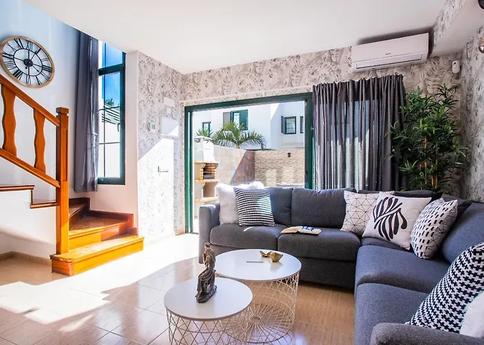 Casa Evelyn Piscina Climatizada Ferienhaus