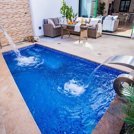 度假居 Casa Evelyn Piscina Climatizada