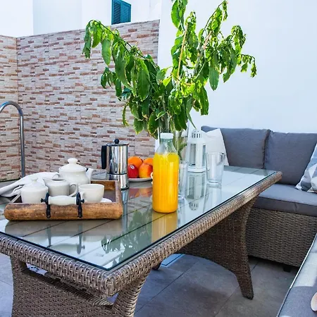 Casa Evelyn Piscina Climatizada 度假居 *