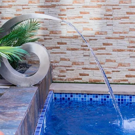 度假居 Casa Evelyn Piscina Climatizada
